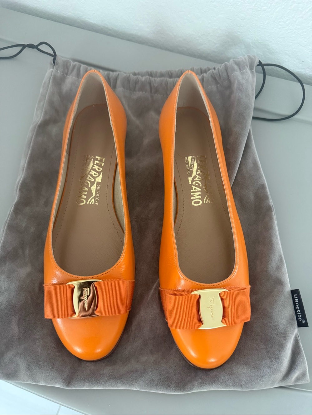 Salvatore Ferragamo Orange Vara Bow Patent Leather Flats, New, 7.5